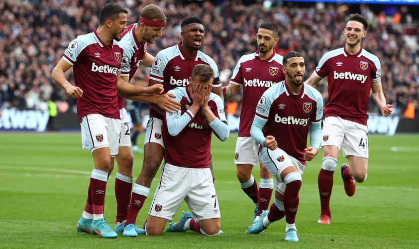 [天下足球]尘埃落定 基米希续约拜仁