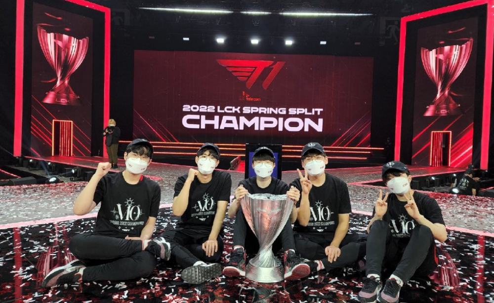 并带大家看 并带大家看